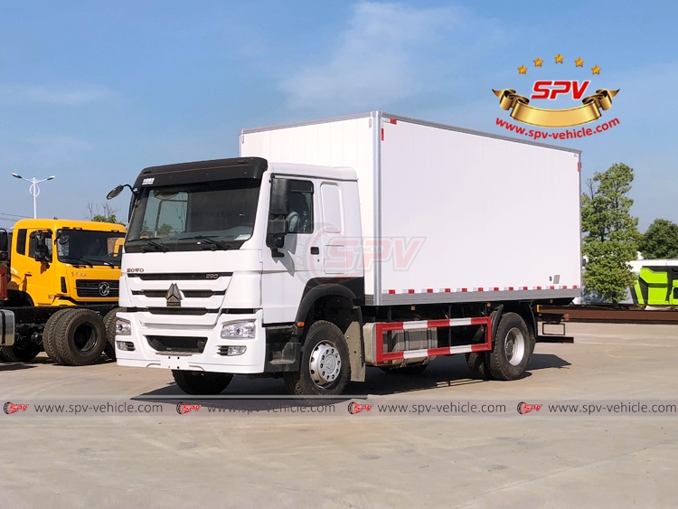 10 Tons Isothermal Van Truck Sinotruk - LF 10 Tons Isothermal Van Truck Sinotruk - LF